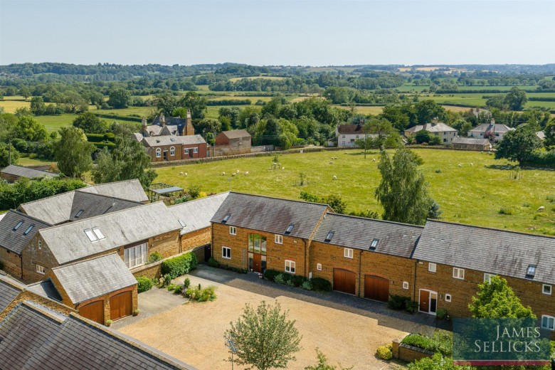 Click the photo for more details of Manor Farm Lane, Drayton, Market Harborough