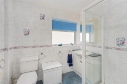 Images for Burlington Gardens, Banbury - Desirable cul-de-sac