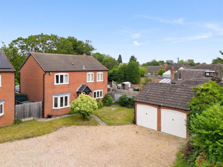 Click the photo for more details of Main Road, Twycross, CV9