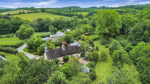 Click the photo for more details of Dippertown, Lewdown, Okehampton