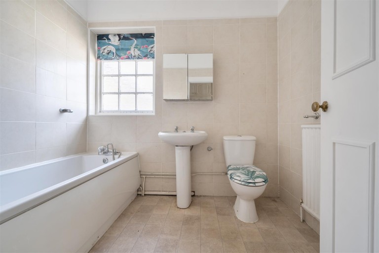 Images for Watling Street, Potterspury, NN12