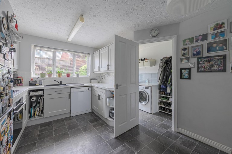 Images for Woodward Way, Swadlincote, DE11