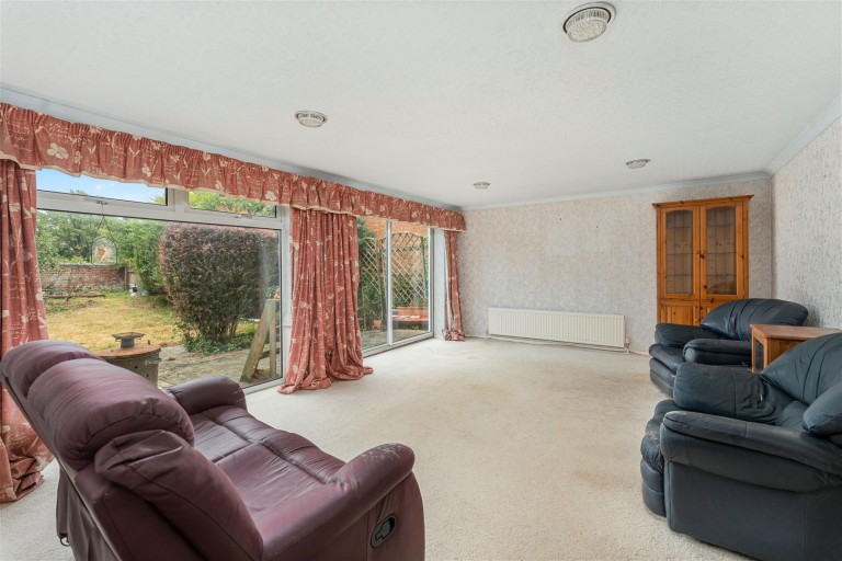 Images for Bignolds Close, Claydon