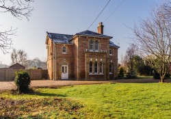 Images for Chapel Lane, Merstone, Newport