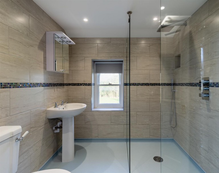 Images for Chapel Lane, Merstone, Newport
