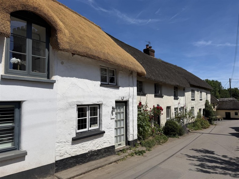 Click the photo for more details of Knowstone, South Molton