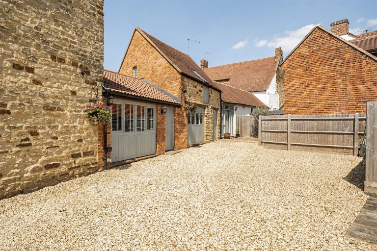 Images for Watling Street West, Towcester, NN12