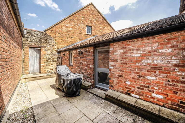 Images for Watling Street West, Towcester, NN12