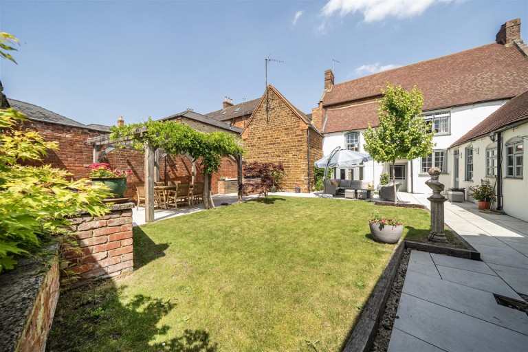 Images for Watling Street West, Towcester, NN12