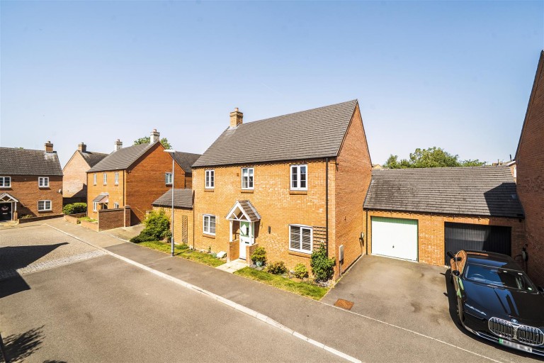 Images for Freemans Way, Greens Norton, NN12