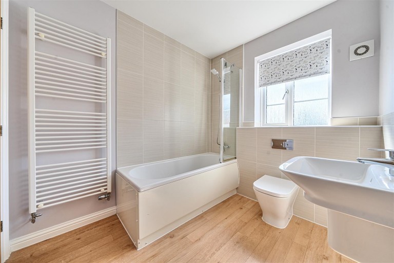 Images for Freemans Way, Greens Norton, NN12