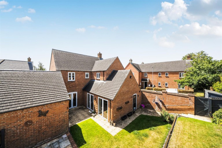 Images for Freemans Way, Greens Norton, NN12