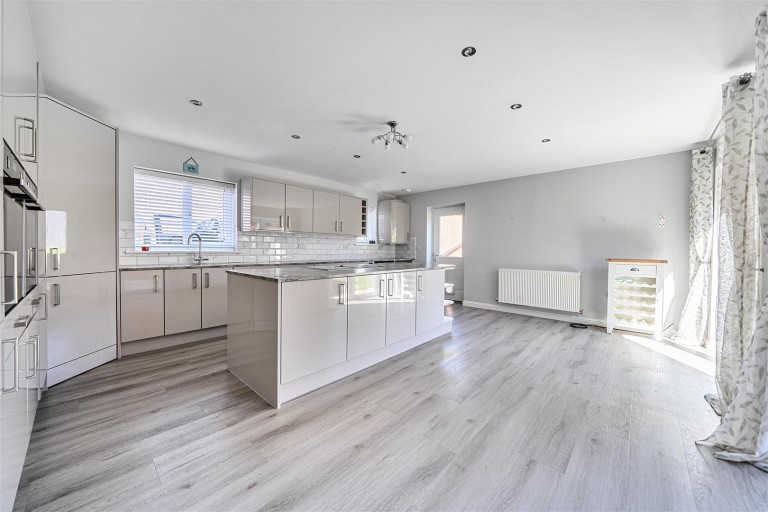 Images for Freemans Way, Greens Norton, NN12