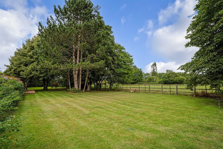 Images for Alvescot, Oxfordshire