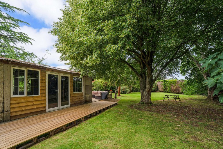 Images for Alvescot, Oxfordshire