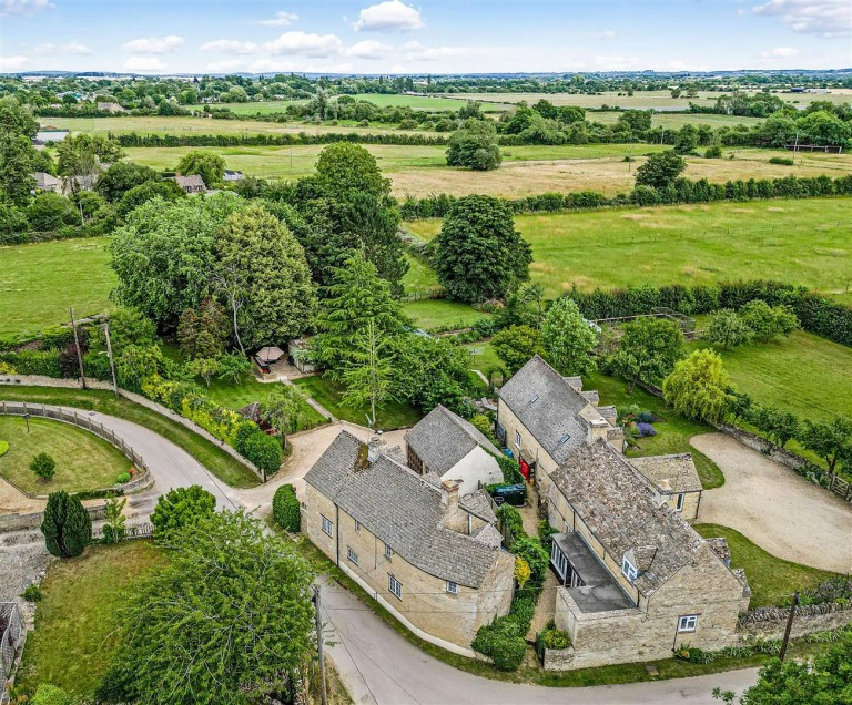 Images for Alvescot, Oxfordshire