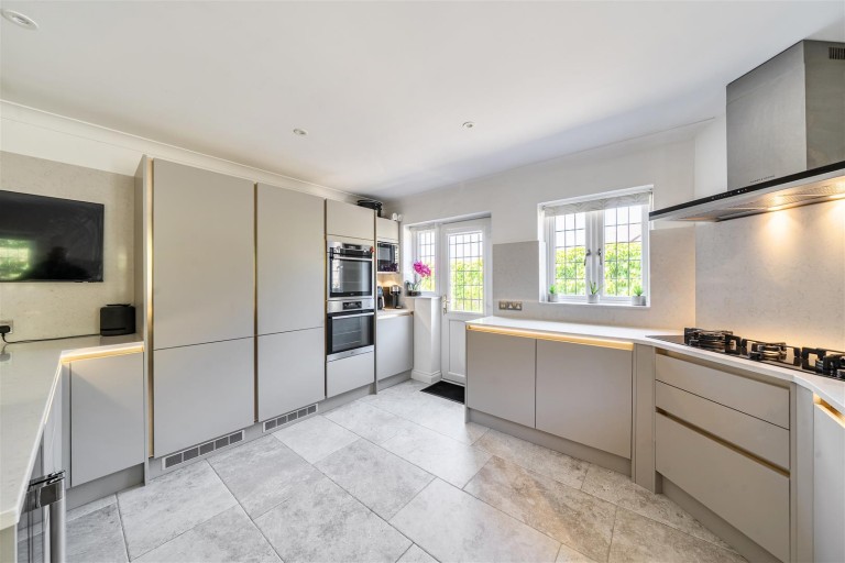Images for Sunningdale Rise, Preston, Weymouth