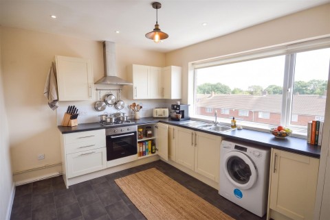 Click the photo for more details of Larchwood Crescent, Lincoln