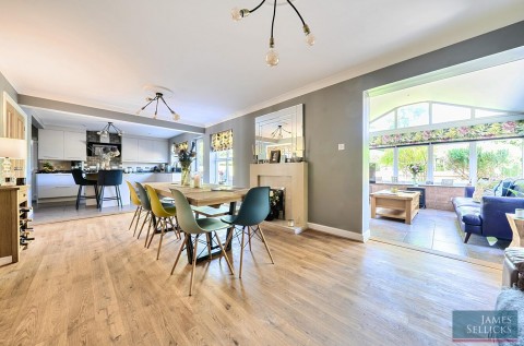 Click the photo for more details of Coales Gardens, Market Harborough