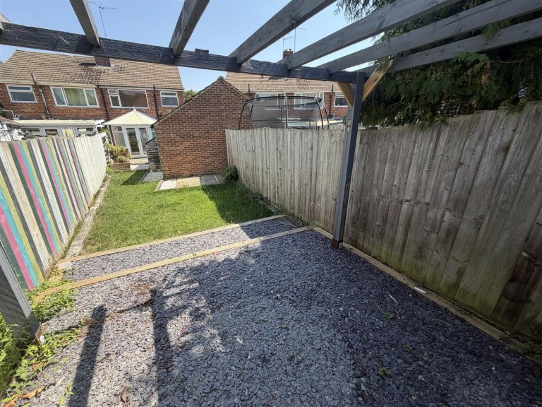Images for Hillview Crescent, Banbury
