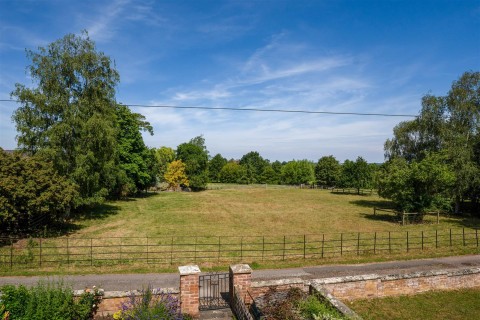 Click the photo for more details of Burmington, Warwickshire