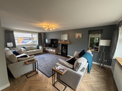 Click the photo for more details of Paddock Farm Lane, Bodicote, Banbury