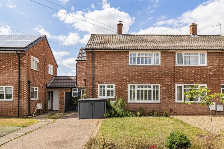 Click the photo for more details of Macaulay Avenue, Great Shelford, Cambridge