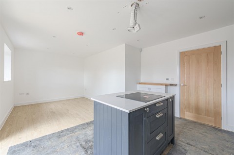 Click the photo for more details of Forest Road, Coalville, LE67