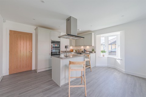Click the photo for more details of Forest Road, Coalville, LE67