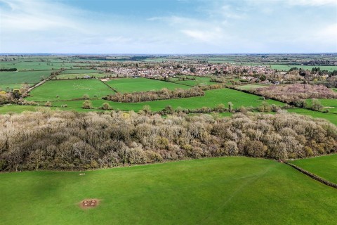 Click the photo for more details of Bradden, NN12