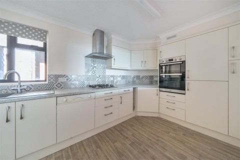 Click the photo for more details of Cliff Road, Budleigh Salterton