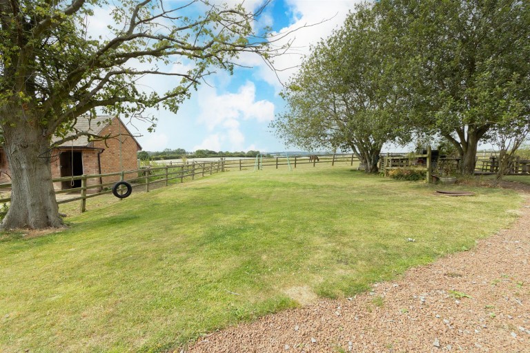 Images for Brington Road, Long Buckby, NN6
