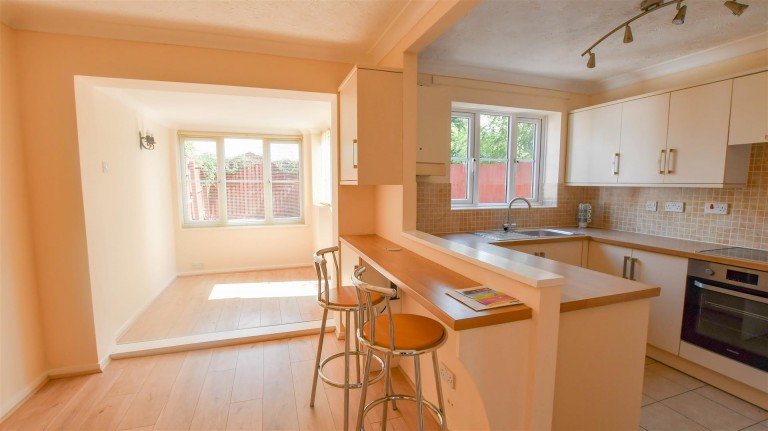 Images for Corsican Pine Close, Newmarket