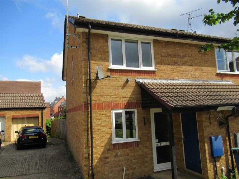 Images for Frensham Close