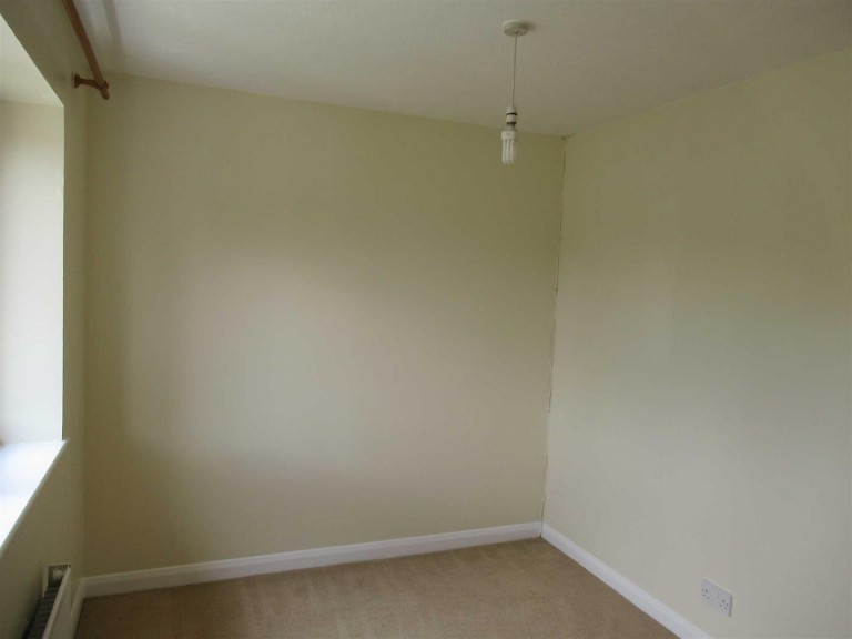 Images for Frensham Close