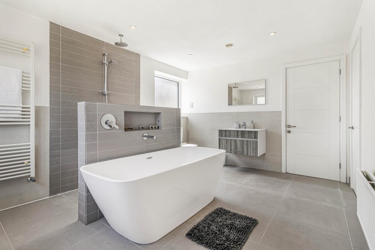 Images for Forest End, Kennett