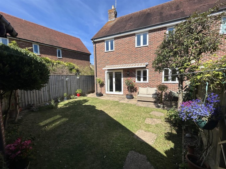 Images for Suttil Crescent, Pymore, Bridport
