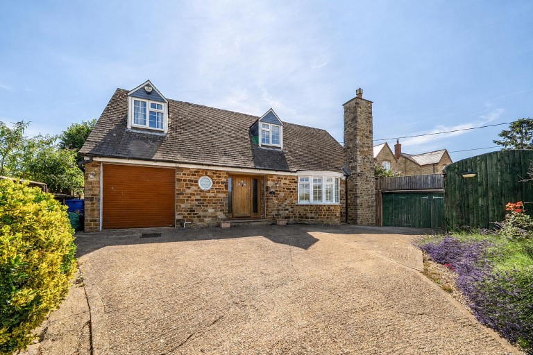 Images for The Crescent, Pattishall, NN12