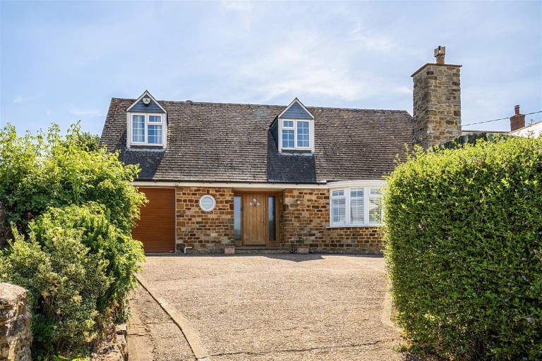 Images for The Crescent, Pattishall, NN12