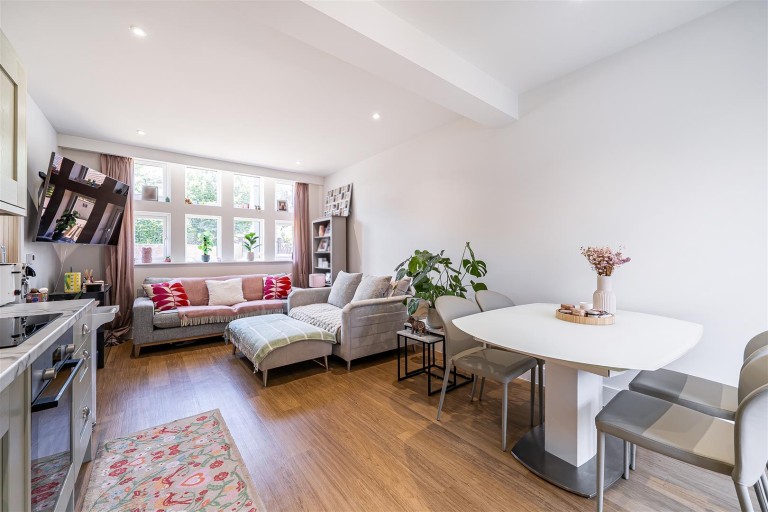 Images for High Street, Spetisbury, Blandford Forum