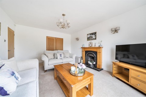 Click the photo for more details of Churchill Drive, Upper Bruntingthorpe, Lutterworth, LE17