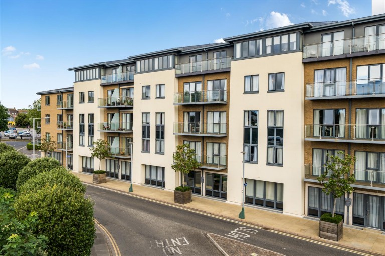 Images for Maumbury Gardens, Dorchester
