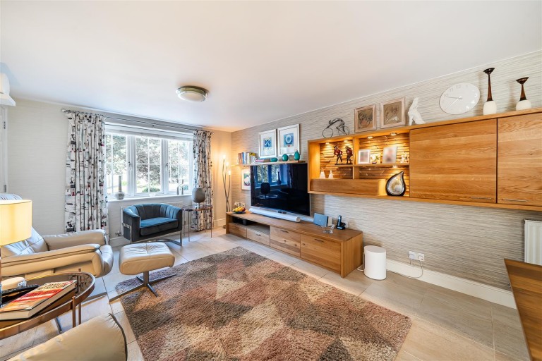 Images for Hillcrest Gardens, Exmouth