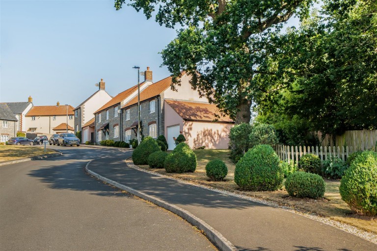Images for Hillcrest Gardens, Exmouth