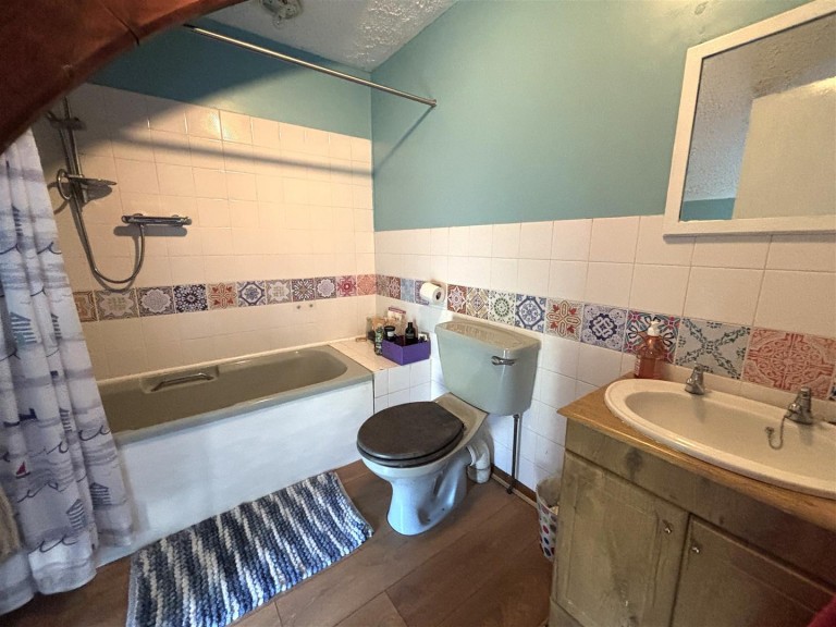 Images for Village Road, Bradpole, Bridport