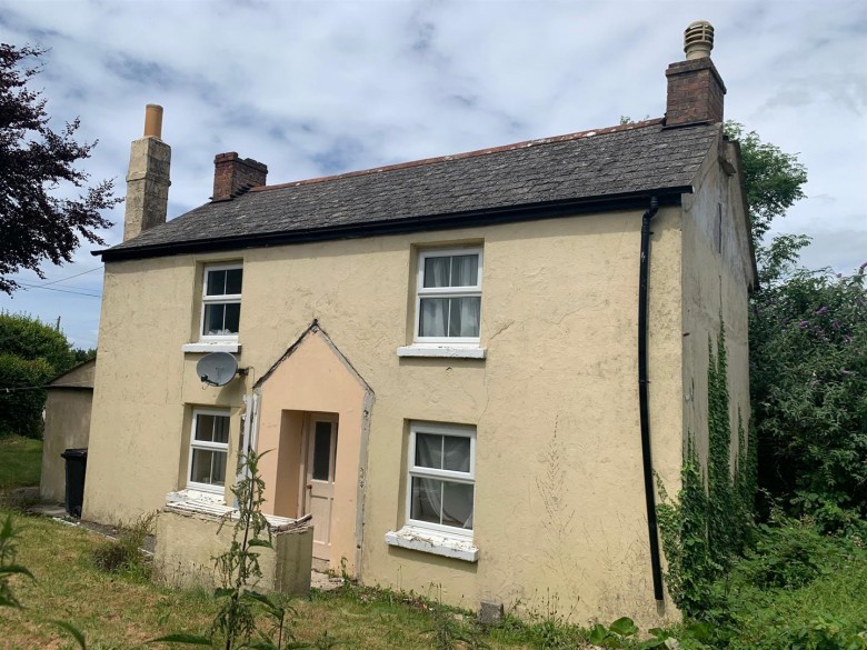 Click the photo for more details of Garras, Helston