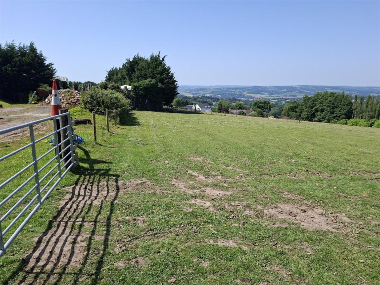 Images for Raymonds Hill, Axminster