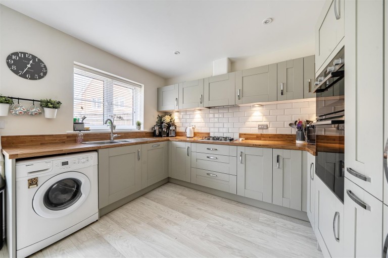 Images for Deerhurst Road, Daventry, NN11