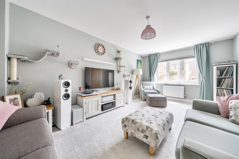 Images for Deerhurst Road, Daventry, NN11