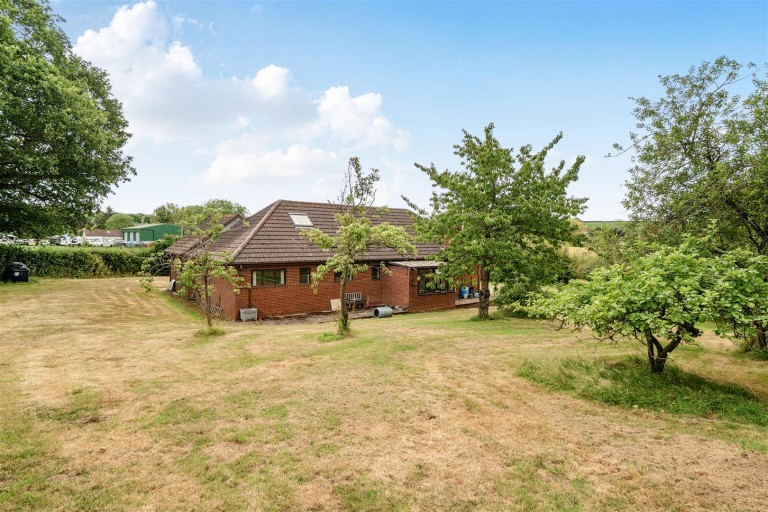 Images for Woodbury, Exeter